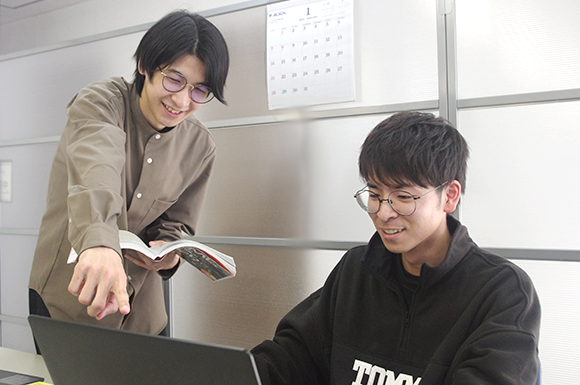 システム事業部