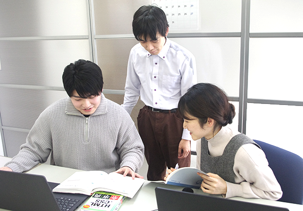 システム事業部