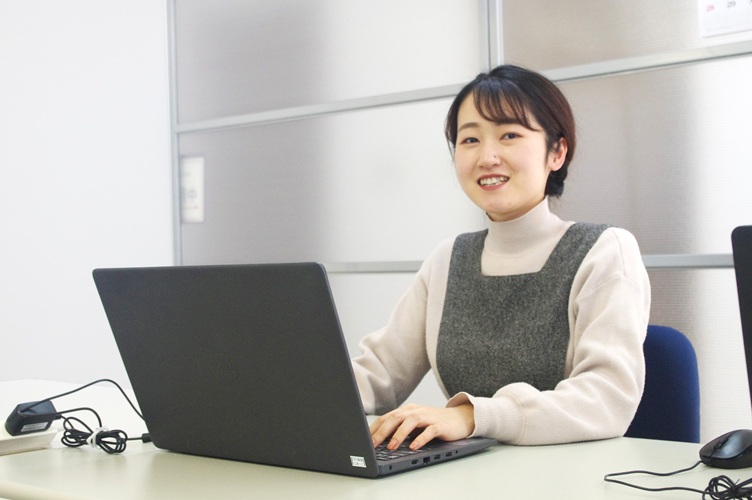 ノーザン女性社員02